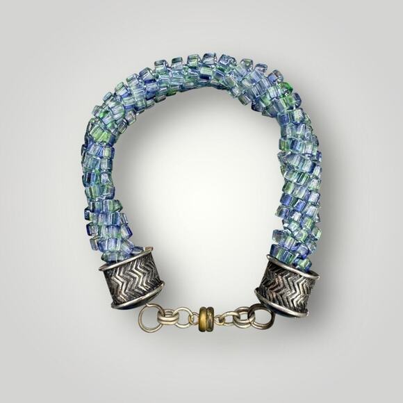 Beaded Bracelet Sterling Silver End Caps Magnetic Clasp Blue Green Seed Beads - Picture 1 of 9